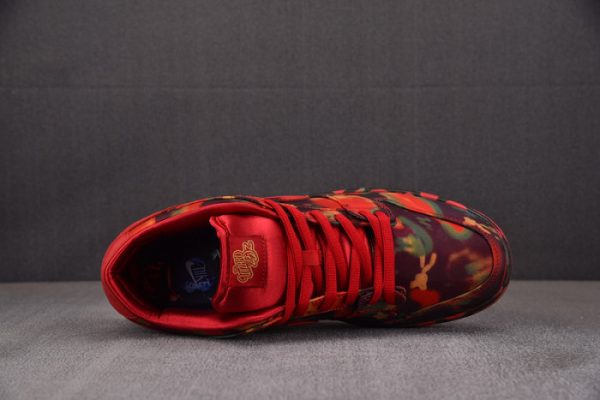 The Wizard Of Oz Nike SB Dunk Low FZ1291-600