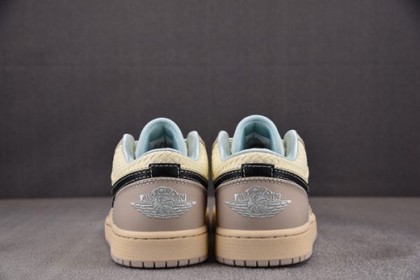 Air Jordan 1 Low Sanddrift HQ3440-101