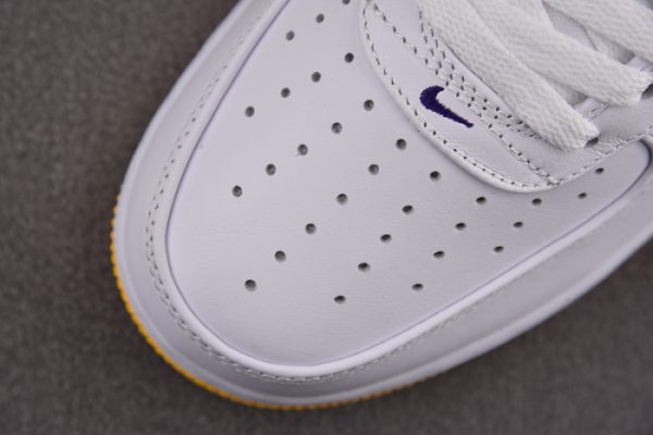 Kobe Bryant X Nike Air Force 1 Low FZ1151-101
