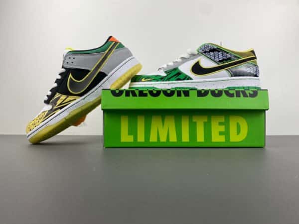 Nike Dunk Low What The Ducks Away HV1454-100