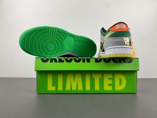 Nike Dunk Low What The Ducks Away HV1454-100