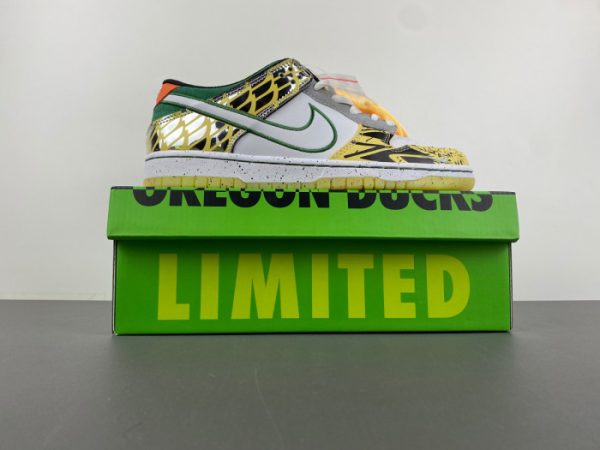 Nike Dunk Low What The Ducks Away HV1454-100
