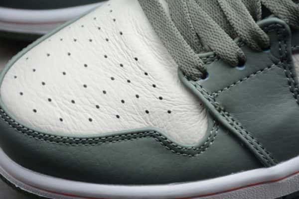 Nike Jordan 1 Low Military Green 553558-121