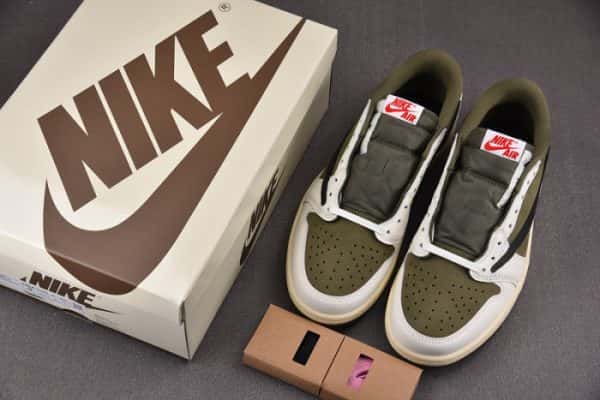 Travis Scott X Air Jordan 1 Low Og Medium Olive Dm7866-200