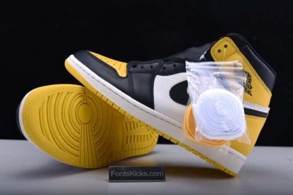 Air Jordan 1 Yellow Toe Ar1020-700