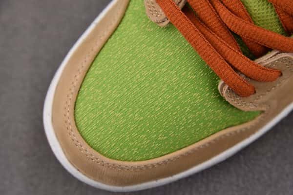 Nike Sb Dunk Low "Escargot" Fq7585-200
