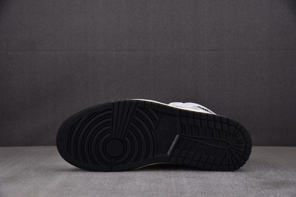 Air Jordan 1 High OG Deep Royal Blue DZ5485-100