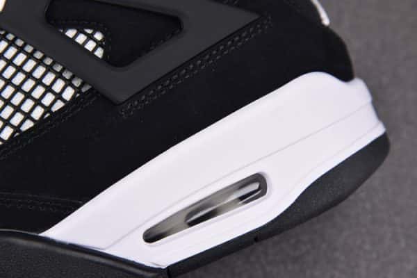 Air Jordan 4 "White Thunder" Fq8138-001