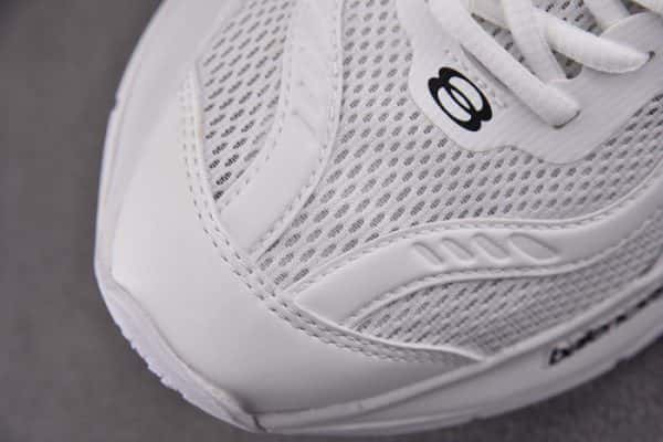 Sneaker Circuit 7000005