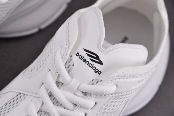 Sneaker Circuit 7000005