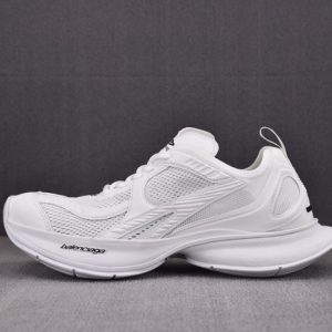 Sneaker Circuit 7000005