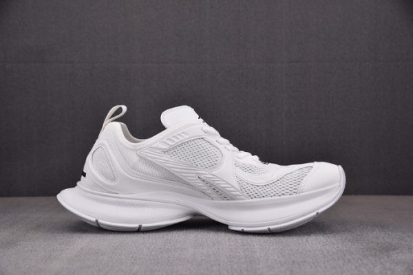 Sneaker Circuit 7000005