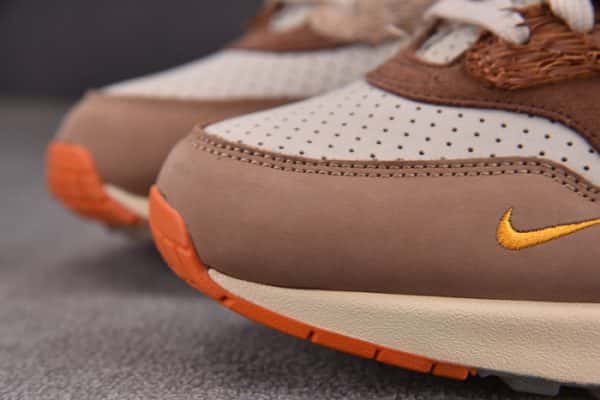 Nike Air Max 1 ''87 Luxe "University Of Oregon Pe 2024" Hq2639-100