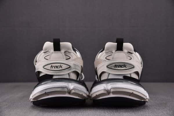 Sneaker Track 5000163