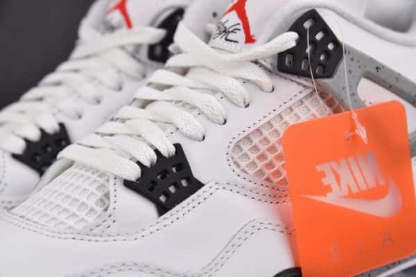 Air Jordan 4 Retro White Cement (2025) FV5029-100