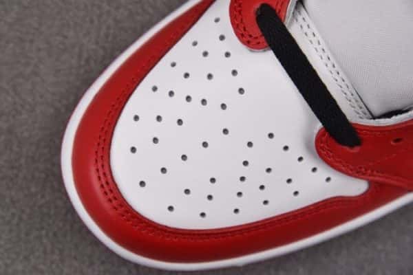 Air Jordan 1 Retro Low OG Chicago (2025) HQ6998-600