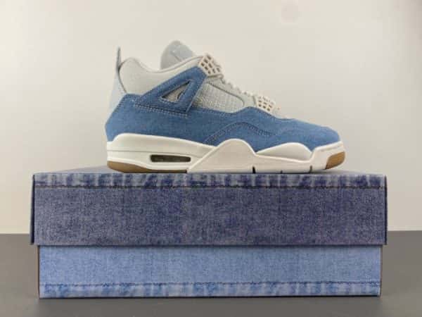 Jordan 4 Retro TEX Denim Worn Blue IB6716-100