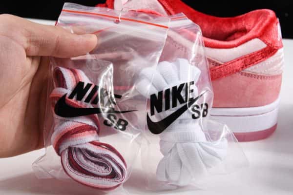 Nike Dunk Sb Low Strangelove Skateboards Ct2552-800