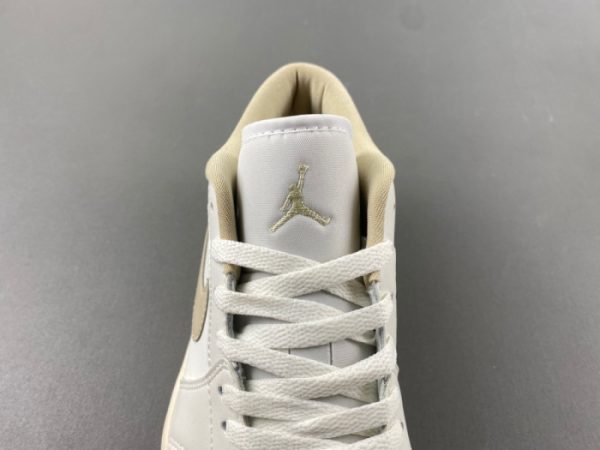 Air Jordan 1 Low ''Sail Pale Ivory'' DC0774-112