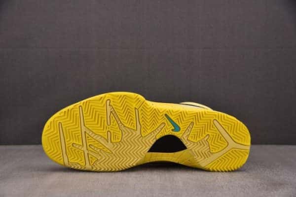 Nike Kobe 4 Protro CHBL IH0587-700