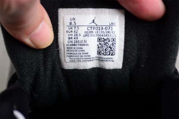 Air Jordan 12 Black Taxi Ct8013-071