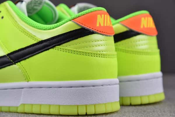 Nike Dunk Low ¡°Glow In The Dark¡± Fj4610-702