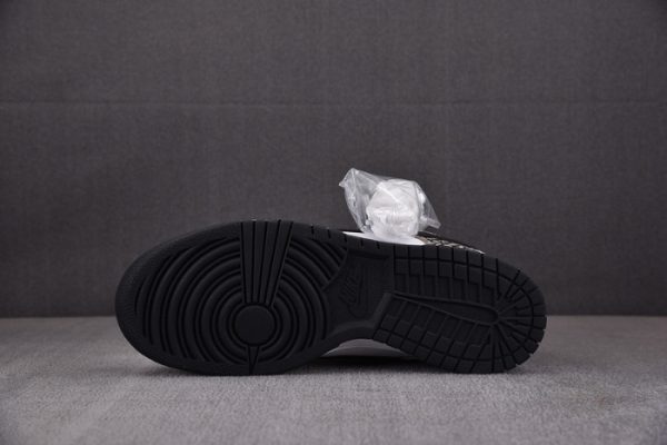 Nike Dunk Sb Low White Cement 304292-001