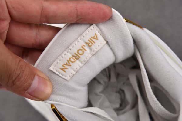 Air Jordan 4 Wmns "Sail" Aq9129-170