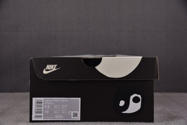 Nike Air Force 1 Low Cactus Plant Flea Market Moss FQ7069-300