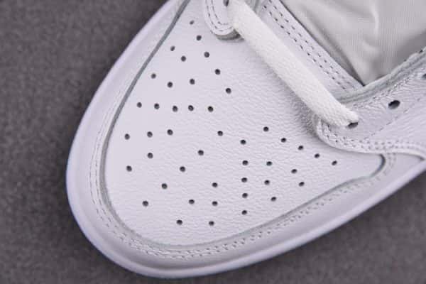 Air Jordan 1 Retro Low Metallic Blue 705329-106