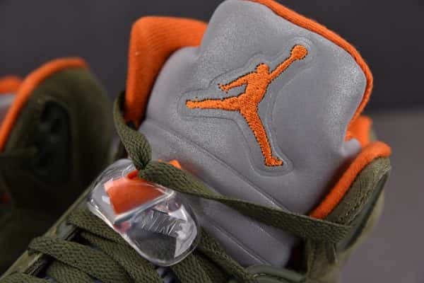 Air Jordan 5 Retro "Olive" Dd0587-308