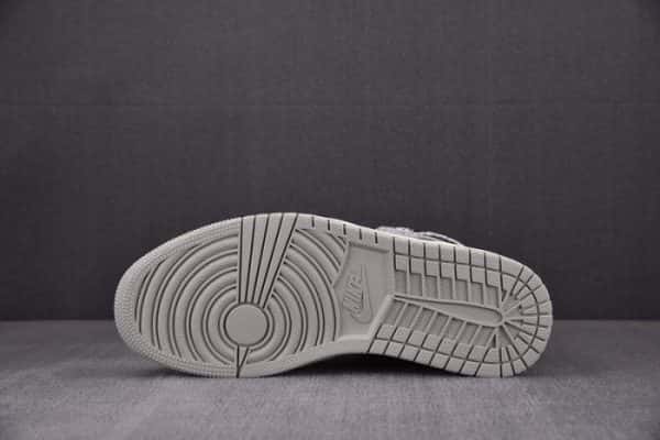 Air Jordan 1 White Cement Dz5485-052