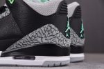 Air Jordan 3 "Green Glow" Ct8532-031