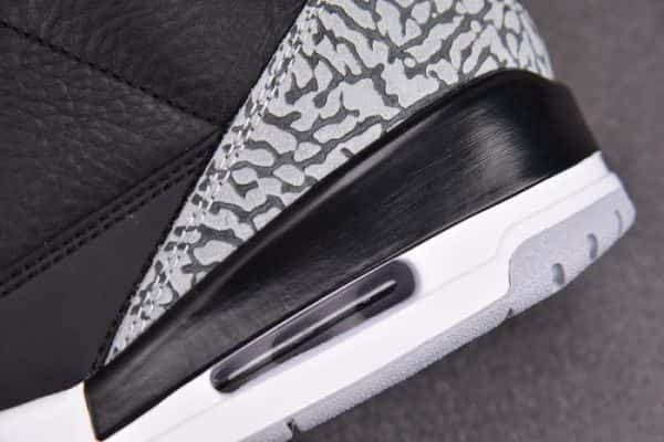 Air Jordan 3 "Green Glow" Ct8532-031