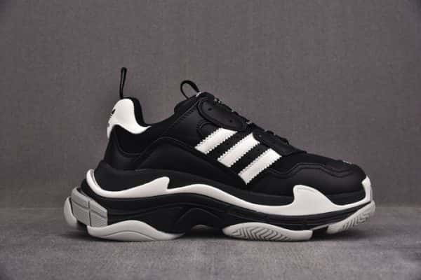 Triples Trainer Sneakers 2000047