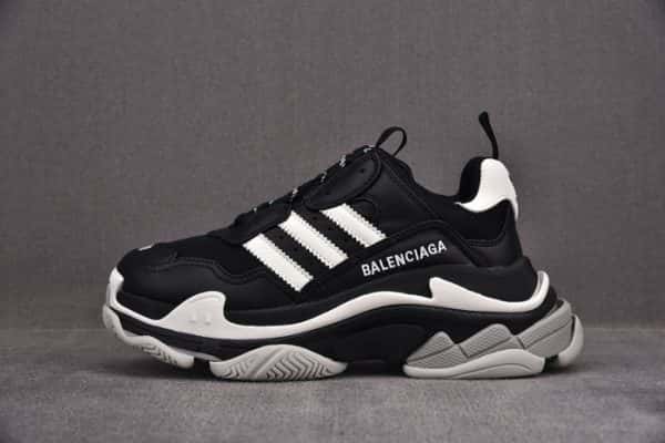 Triples Trainer Sneakers 2000047