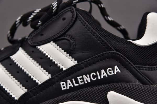 Triples Trainer Sneakers 2000047