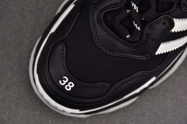 Triples Trainer Sneakers 2000047