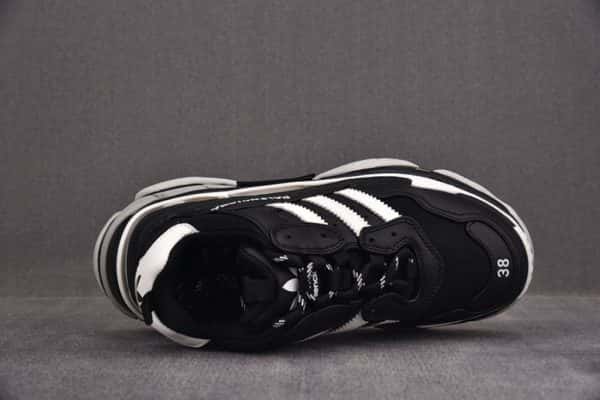 Triples Trainer Sneakers 2000047