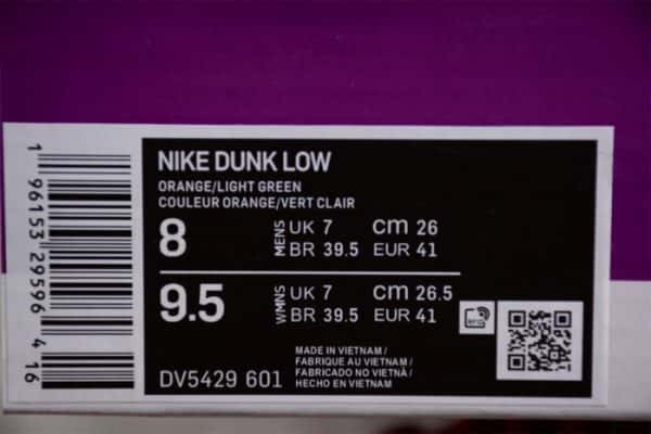 Nike Sb Dunk Low ''Mystic Red And Rosewood'' Dv5429-601