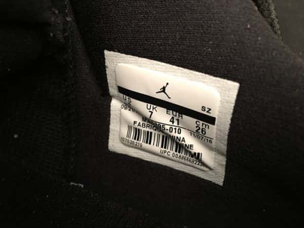 Air Jordan 11 Retro Low Bg "Baron" 528895-010