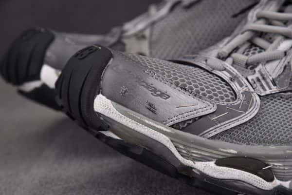 SNEAKER STAPLER 7000011