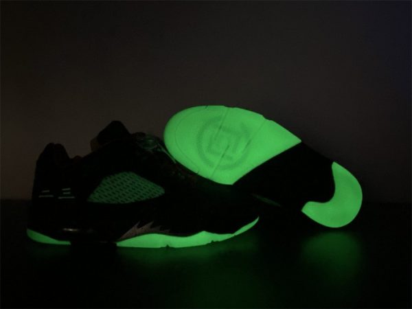 Air Jordan Retro 5 ¡°Anthracite¡± Dm4640-036