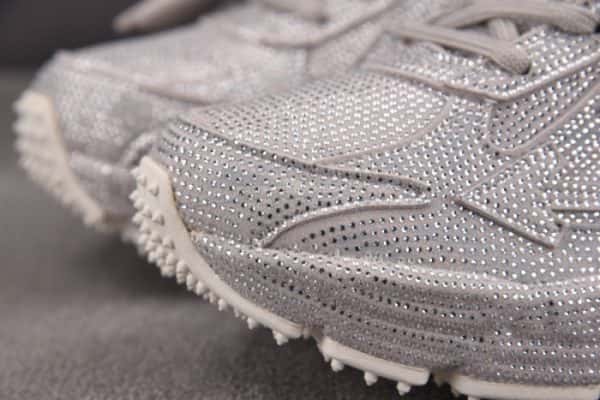 OFW Be Right Back BRB000017