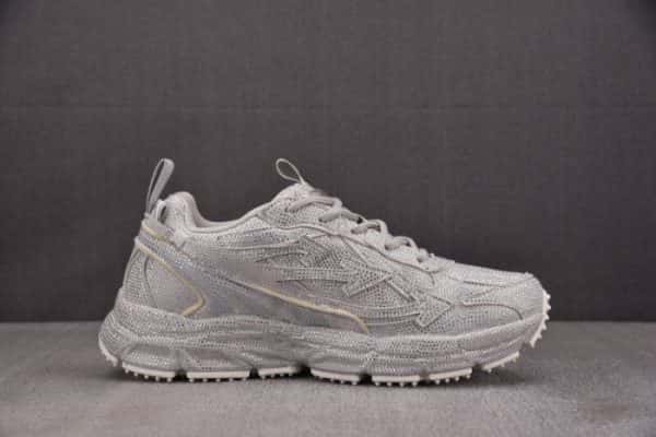 OFW Be Right Back BRB000017