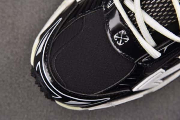 OFW Be Right Back BRB000018