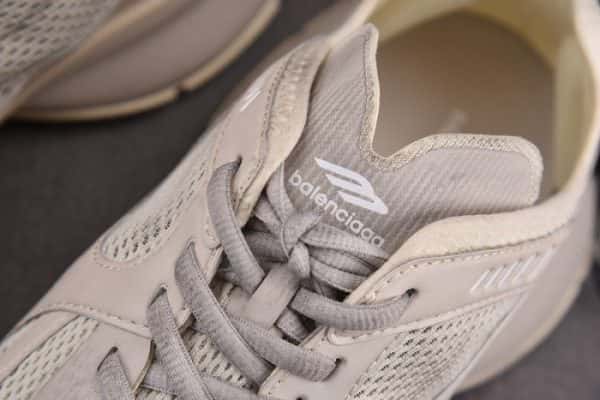 SNEAKER STAPLER 7000013