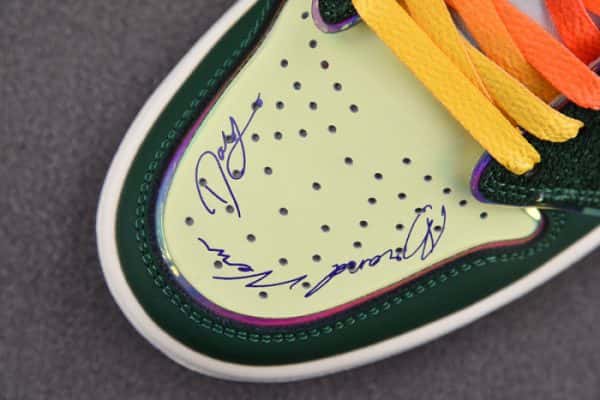 Air Jordan 1 Retro Low Og Doernbecher Fd9665-351