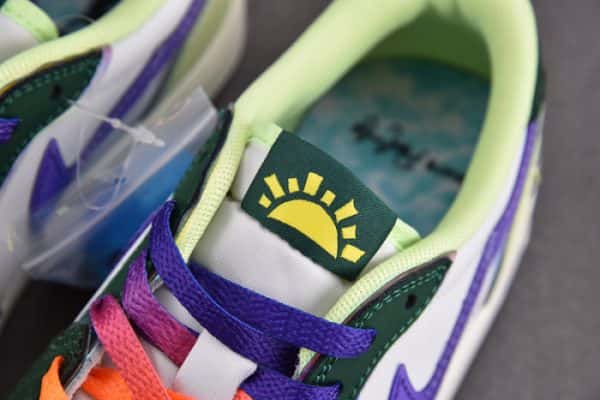 Air Jordan 1 Retro Low Og Doernbecher Fd9665-351