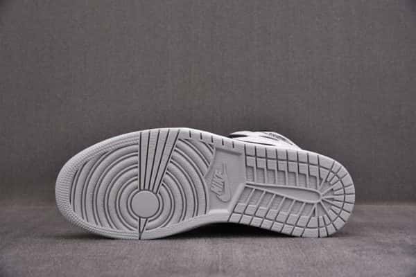 Air Jordan 1 Retro High Og Stage Haze 555088-108